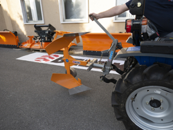 einschar drehpflug für kleintraktoren wie z b iseki kubota mod drp 25