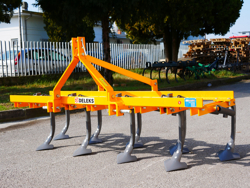 grubber mit 9 gänsefusscharen 215 cm breit mod de 215 9 v