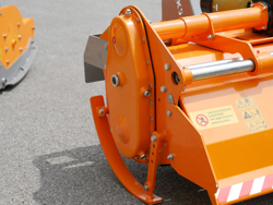 bodenfräse für traktoren hydraulische seitenverstellung mod dfh idr 135