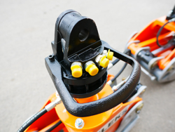 holzzange holzgreifer mit rotator für kräne und mini bagger 1 8 bis 3 5t mod dk 11c gr 30