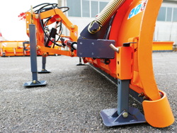 schneeschild mit universalplatte mittelschwere ausführung mod ln 250 a