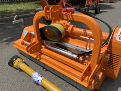 mulcher mit seitenverstellung für mittelschwere ausführung 140 cm mod leopard 140 sph