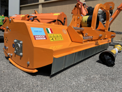 schlegelmäher hyadraulisch seitenverstellbar für mittelschwere traktoren leopard 180 sph