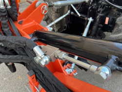 hydraulischer böschungsmulcher mit auslegearm für traktor mod merlo