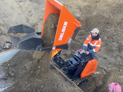 minidumper mit kubota m8000