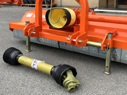 mittelschwerer mulcher mit seitenverstellung für alle mittleren traktoren mit reifen oder gleisketten mod tigre 180