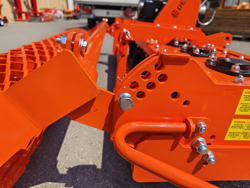 kreisellegge mit stabwalze fur traktor mod kr 210r