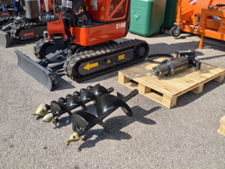 erdbohrer minibagger mit zubehör 1 ton mod s100 s30