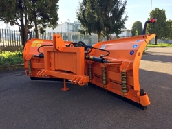 snowplow with 3 point linkage for tractor lnv 220 c