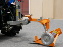 single plough for tractors like kubota or iseki dp 16