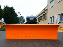 frontal snow plogh with mounting plate for tractor ssh 04 3 0 a