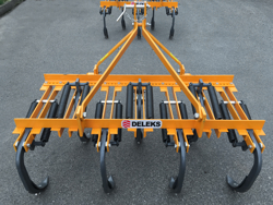 cultivator for tractor width 169cm 7 tynes for soil preparation and weeds disrupting mod de 165 7