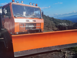 frontal snow plogh with mounting plate for tractor ssh 04 2 6 a