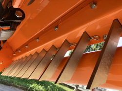 adjustable sideshift mower for tractors shredder mulcher toro 220