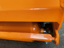 shredder with hydraulic side shift for orchard tractors mod jaguar 150