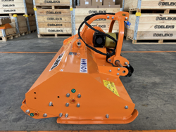 shredder with hydraulic side shift for orchard tractors mod jaguar 170