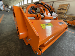 shredder with hydraulic side shift for orchard tractors mod jaguar 130