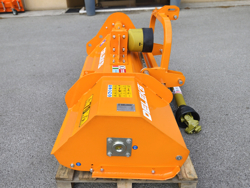 adjustable sideshift flail mower 180cm for 40 70hp tractors shredder mulcher lincione 180 sp