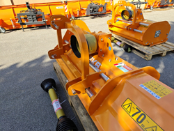 reversible sideshift flail mower 180cm for 40 70hp tractors shredder mulcher lincione 180 sp rev