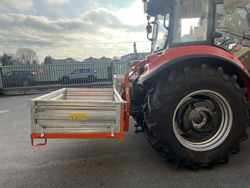 transport box for tractor t 1800 h