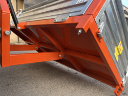 transport box for tractor t 1800 h