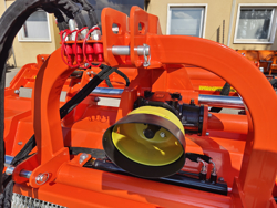 adjustable sideshift mower for tractors shredder mulcher gorilla 180