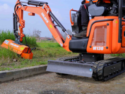 mini excavator 1 ton m130
